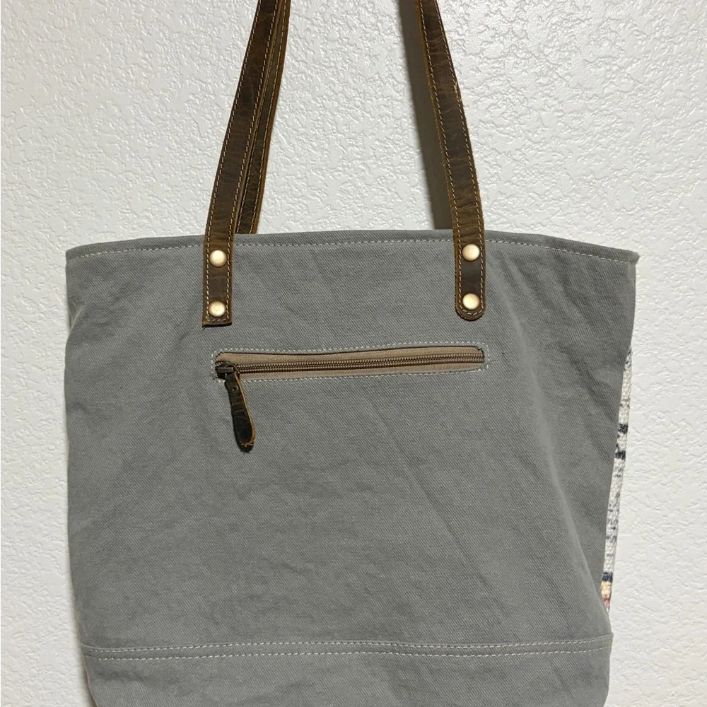 MYRA Western Woven Pattern Canvas Tote with Brown Leather Trim Excellent - Picture 2 of 8